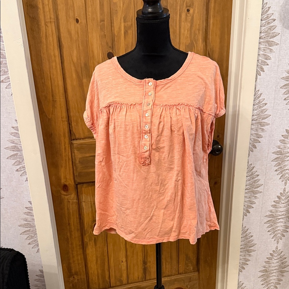 easel Peach Short Sleeve Button Henley Blouse